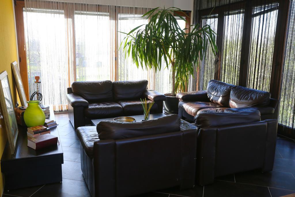 Farah Superior Apartments บีฮัช ภายนอก รูปภาพ